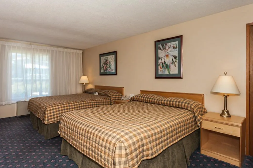 Howard Johnson By Wyndham Nanaimo Harbourside Canada